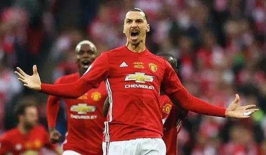 观众通过手 观众通过手